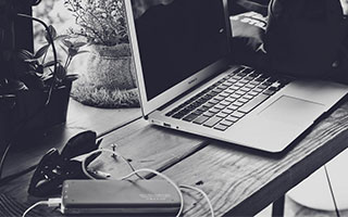 【夜读】张慢愈？本赛季张伯伦还未出战...